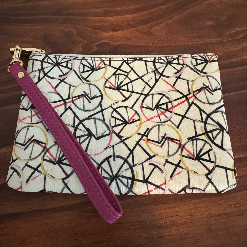 Fossil Cream and Purple Patterned Wristlet